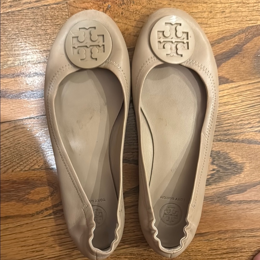 Tory Burch Women's Tan Leather Flats